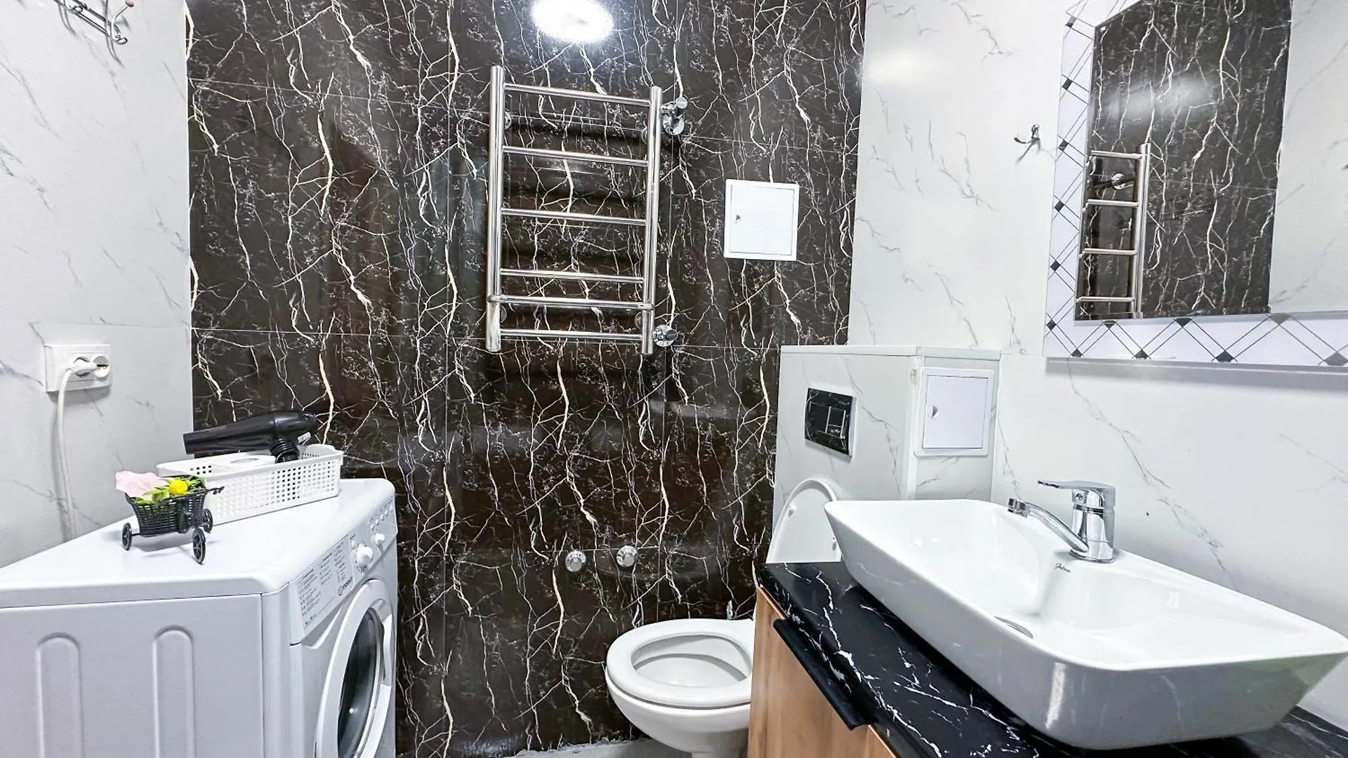 Солнечная Квартира В Городе Алматы Apartment